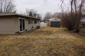 7019 Van Buren Ln in Merrillville, IN - Building Photo - Building Photo
