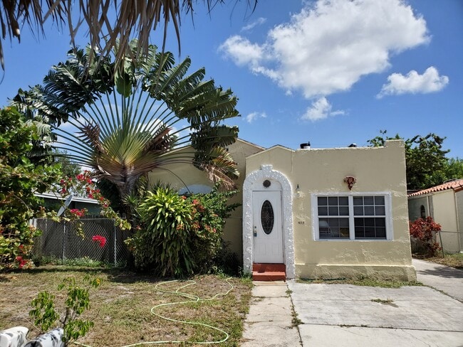 property at 611 El Prado