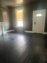1221 Gilsey Ave in Cincinnati, OH - Foto de edificio - Building Photo