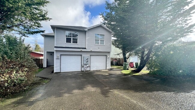 1536 S Main Ave in Warrenton, OR - Building Photo - Building Photo