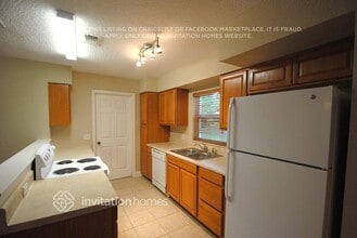 404 W Jersey Ave in Brandon, FL - Building Photo - Building Photo