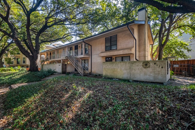 4114 Avondale Ave, Unit 4