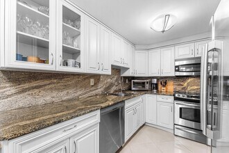 3215 S Ocean Blvd, Unit 407 in Highland Beach, FL - Building Photo - Building Photo