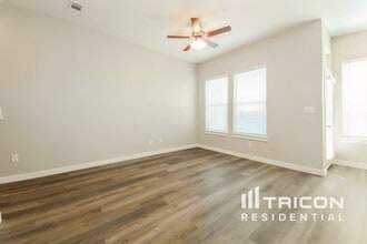 5484 Granite Trl in Garland, TX - Building Photo - Building Photo