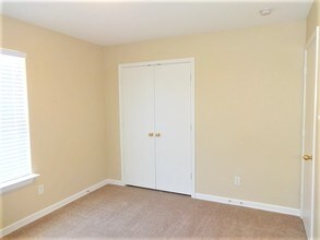 9742 Liberty Grn in San Antonio, TX - Building Photo - Building Photo