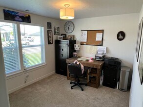 3916 North June Bug Street in Post Falls, ID - Building Photo - Building Photo