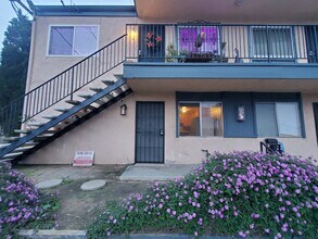 2842 39th St, Unit 1 in San Diego, CA - Foto de edificio - Building Photo