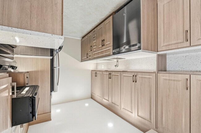 4067 Yarmouth E in Boca Raton, FL - Building Photo - Building Photo