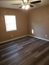 206 W Dewey Ave in Orange, TX - Building Photo - Building Photo