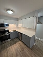 744 W Gordon Terrace in Chicago, IL - Building Photo - Building Photo