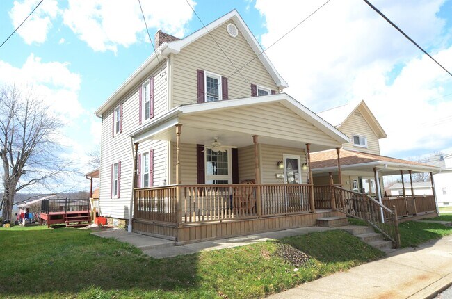 property at 110 5th Ave