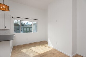 38 Ravine Ave in Jersey City, NJ - Building Photo - Building Photo