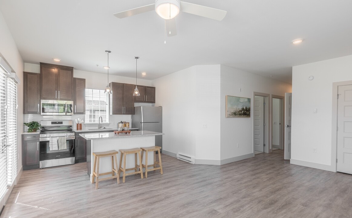 Tidewater Communities in Boardman, OR - Foto de edificio