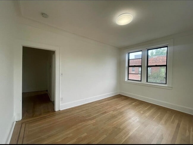 property at 1 Noll Pl