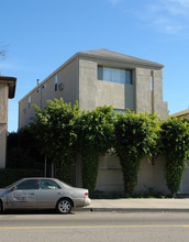 1130 S Fairfax Ave in Los Angeles, CA - Building Photo - Building Photo