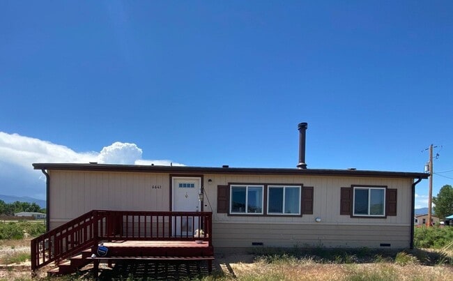 property at 6641 W 1300 N
