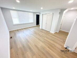 11727 Millbrook Rd in Philadelphia, PA - Building Photo - Building Photo