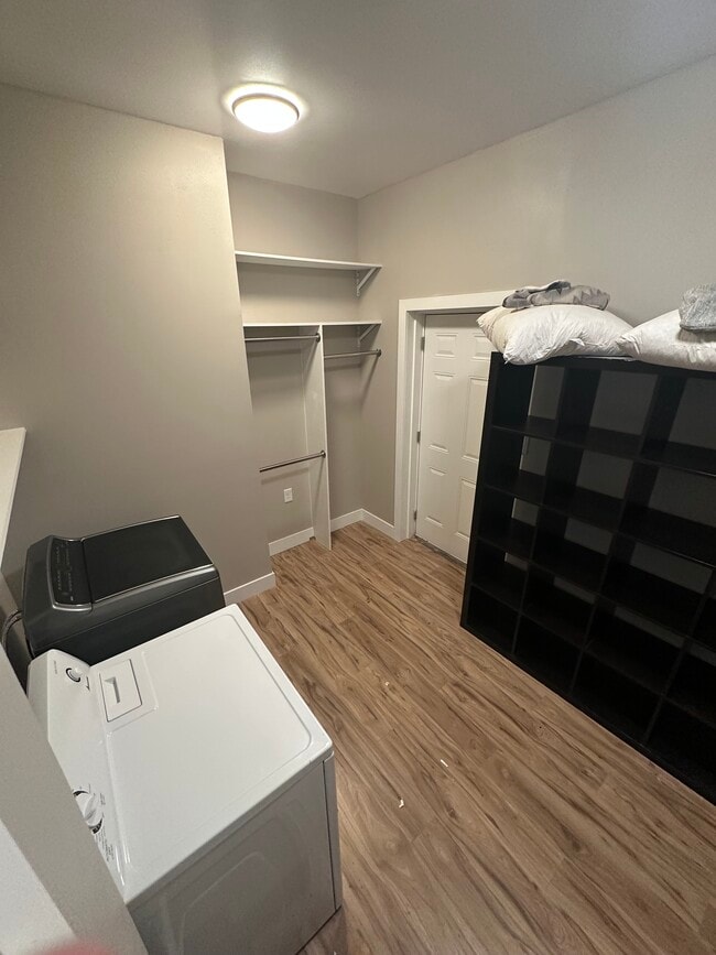 2530 N 930 E in Provo, UT - Building Photo - Building Photo