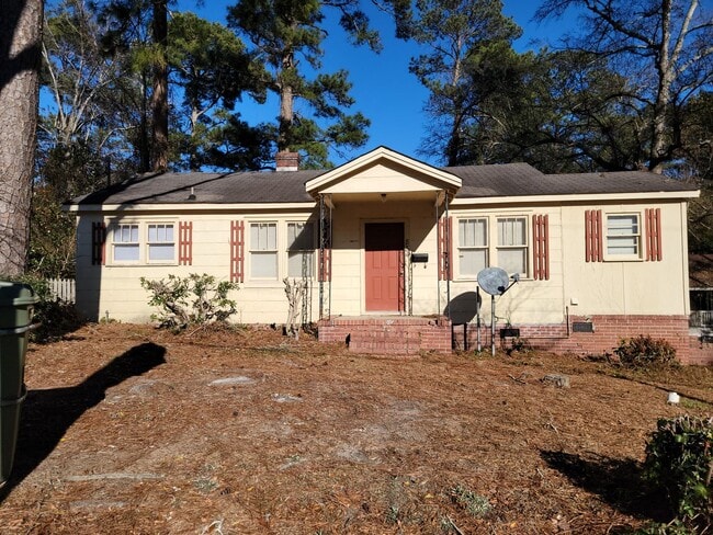 property at 864 Green St