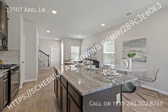 13507 Axel Ln in Houston, TX - Building Photo - Building Photo