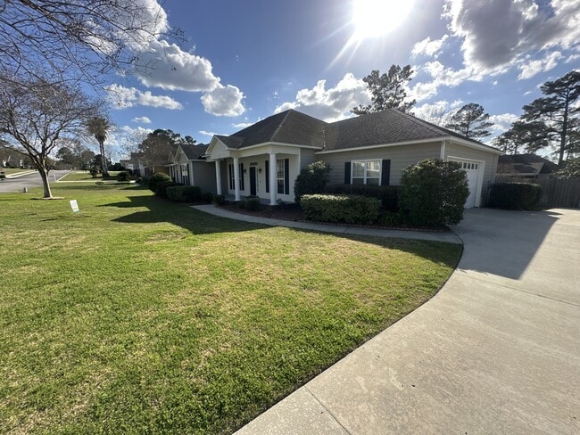 3650 Victoria Dr in Valdosta, GA - Building Photo - Building Photo