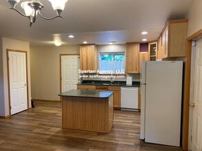 9605 192nd Ave E in Bonney Lake, WA - Building Photo - Building Photo