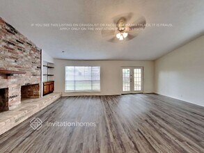 10311 Towneview Dr in Sugar Land, TX - Building Photo - Building Photo