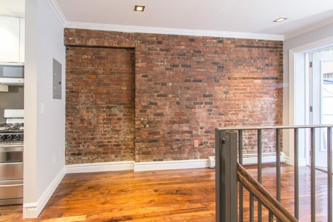 property at 124 Ridge St