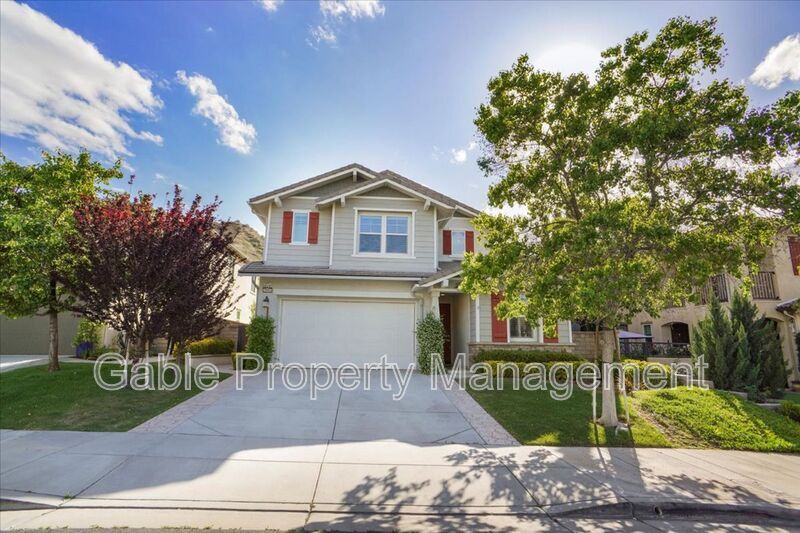 29061 Sterling Ln in Santa Clarita, CA - Building Photo