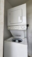 2221 NW 4th Ct in Pompano Beach, FL - Building Photo - Building Photo