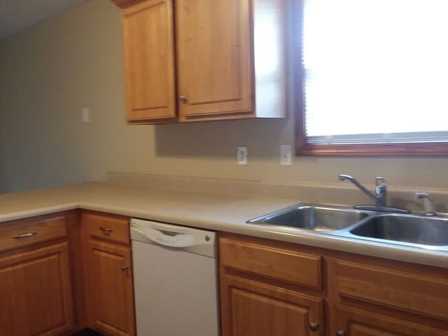 3870 W Roxbury St in Springfield, MO - Building Photo - Building Photo