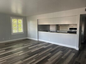 800 Travis St in Columbus, TX - Building Photo