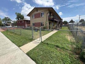 1588 Lansing St in Aurora, CO - Building Photo