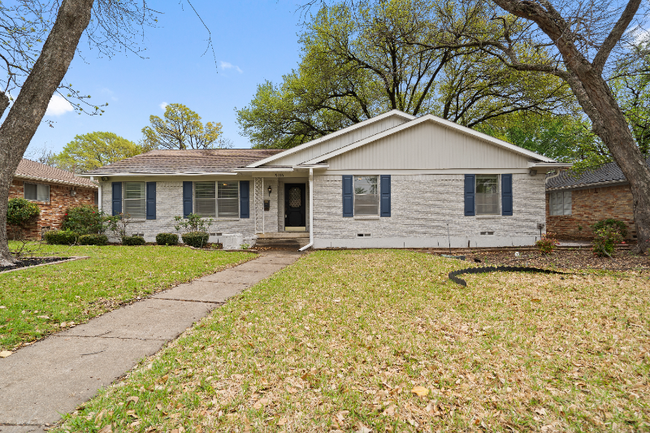 property at 5138 Breakwood Dr