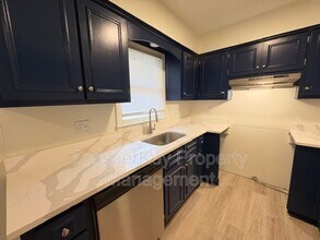 106 Bonanza Dr in Phenix City, AL - Building Photo - Building Photo