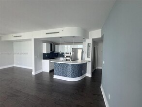 5970 Indian Creek Dr in Miami, FL - Building Photo - Building Photo