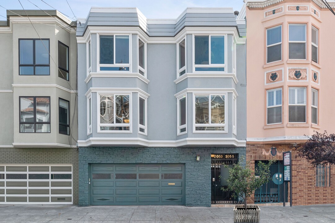 2053 Filbert St in San Francisco, CA - Building Photo