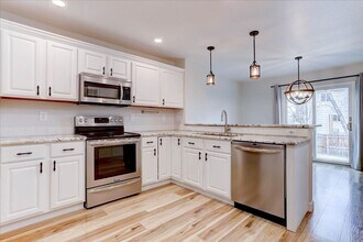 423 Woodson Dr in Erie, CO - Building Photo - Building Photo