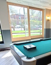 15038 Union Tpke, Unit 8B in Flushing, NY - Foto de edificio - Building Photo