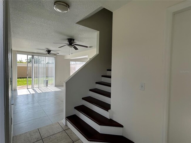 202 Washington Palm Loop in Davenport, FL - Building Photo - Building Photo