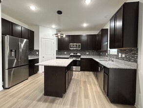509 Carter Ave in Oswego, IL - Building Photo - Building Photo