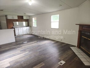 26 Misty Mountain Way in Candler, NC - Building Photo - Building Photo