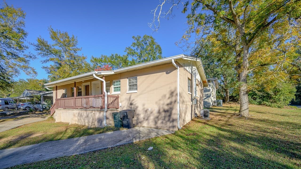 1101 California St in Tallahassee, FL - Building Photo