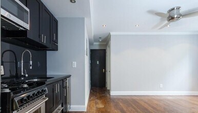 343 E 8th St, Unit 2B in New York, NY - Building Photo - Building Photo