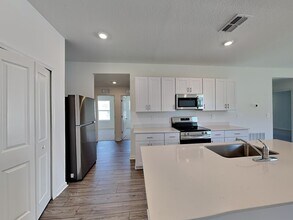 4795 NW 11th St in Ocala, FL - Building Photo - Building Photo