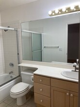 989 Asilomar Ter, Unit 2 in Sunnyvale, CA - Building Photo - Building Photo