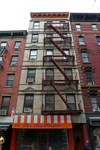 217 Mulberry St in New York, NY - Building Photo - Building Photo