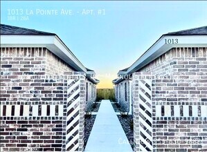 1013 W La Pointe Ave, Unit Apt. #1 in Alton, TX - Building Photo - Building Photo