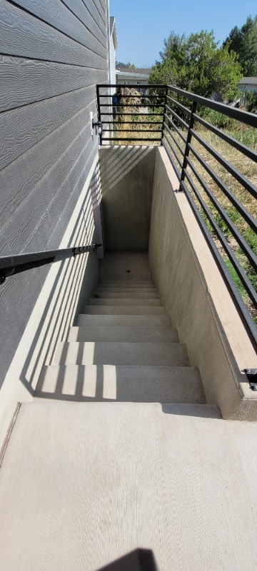 property at 292 W 500 N St