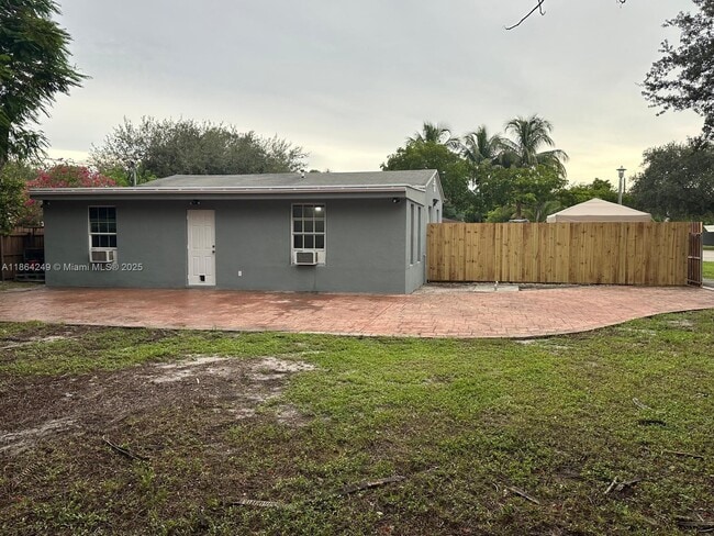 property at 1185 NW 125th St